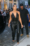 Kim Kardashian Night Out Style – Estiatorio Milos in New York